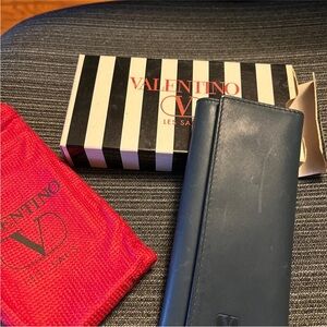 Authentic Vintage Valentino Garavani Dark Blue Leather 6-Hook Key Holder-FullSet